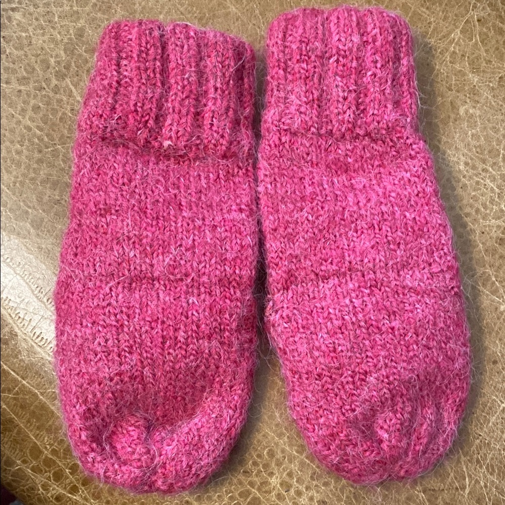 Cozy Pink Knit fingerless mittens Perika Peruvian